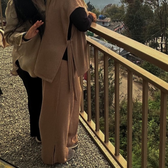 H&M knitted top and pants - Picture 10 of 10